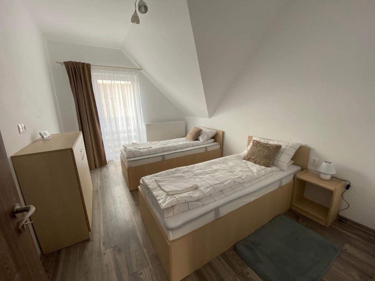 Fenyo Apartman House I Odorheiu Secuiesc Ngoại thất bức ảnh