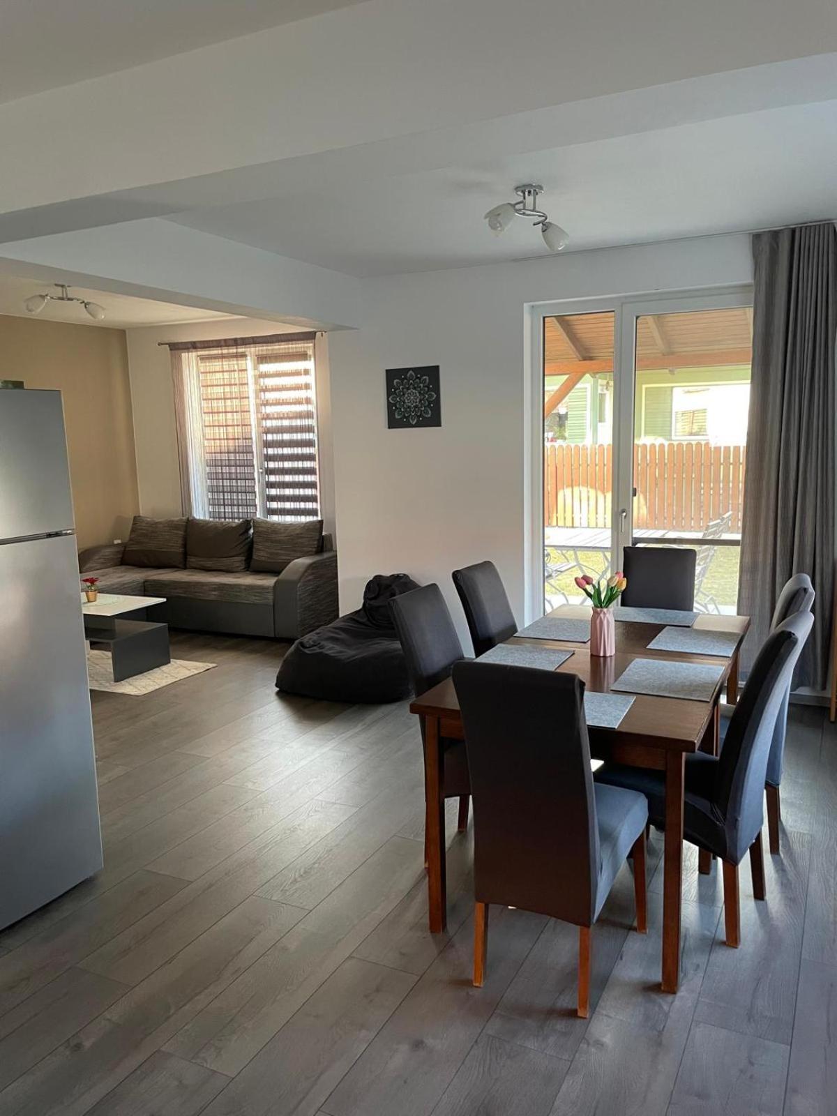 Fenyo Apartman House I Odorheiu Secuiesc Ngoại thất bức ảnh