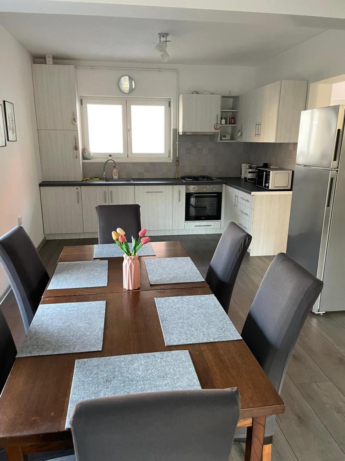 Fenyo Apartman House I Odorheiu Secuiesc Ngoại thất bức ảnh